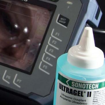 Screen and bottle with liquid